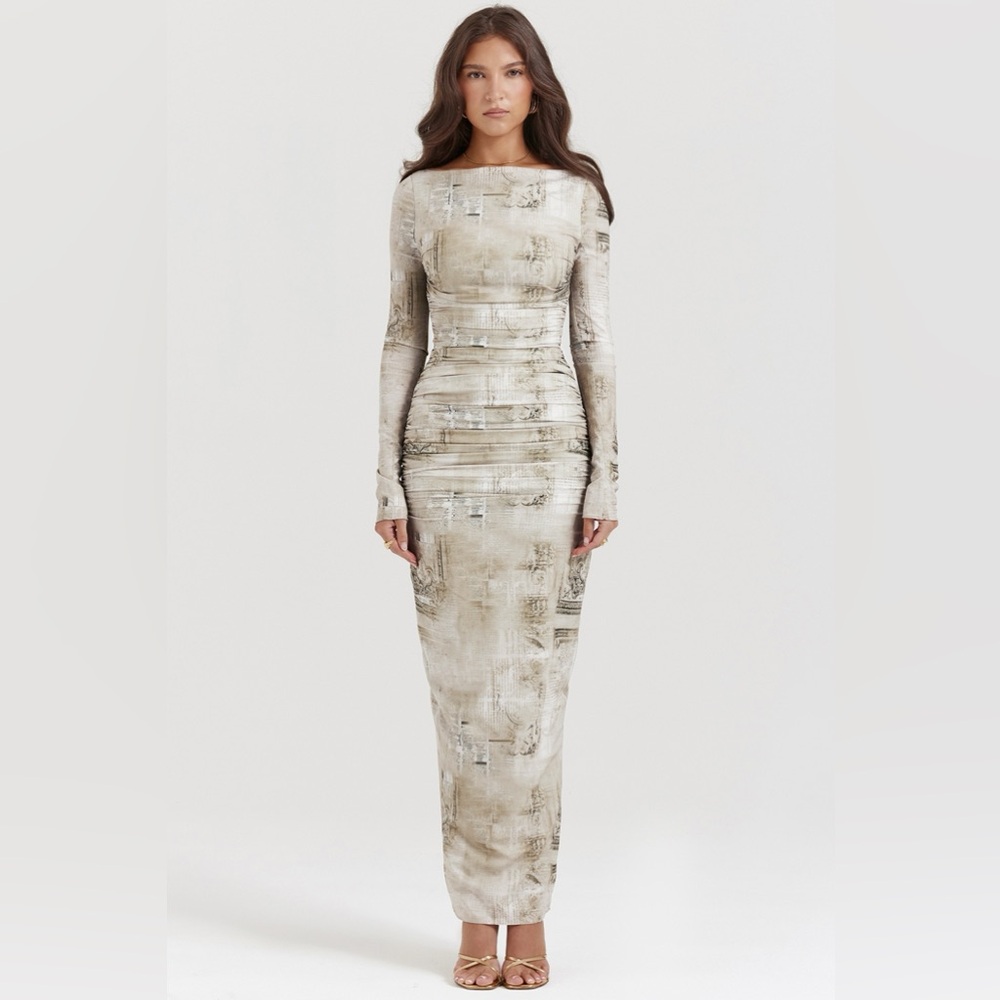 House of CB Lanetta - Pale Sage Print Maxi Dress - Picture 2 of 9